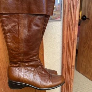 Leather boots